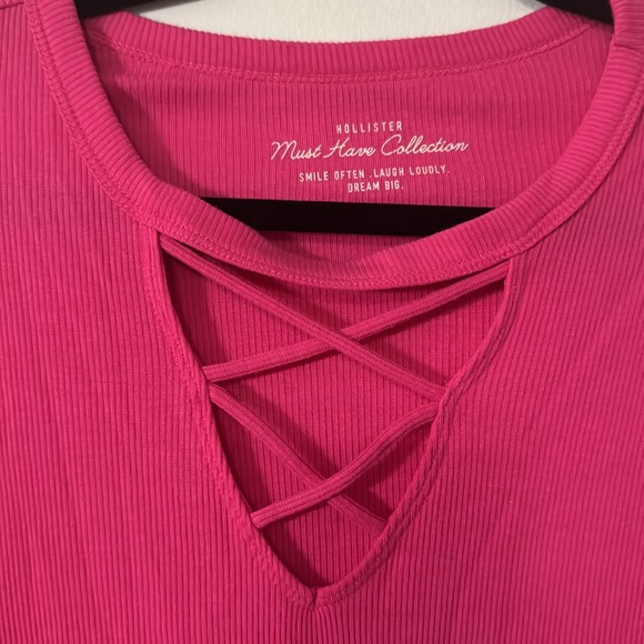 Hollister pink longsleeve top - Picture 2 of 4